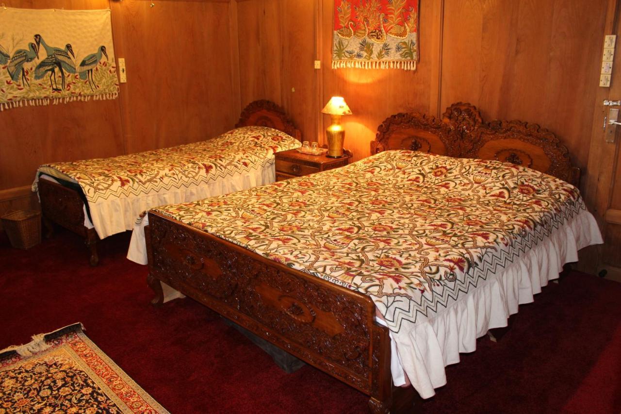 วังนู เวิร์ท เฮาส์โบ๊ต Hotel ศรีนาการ์ ภายนอก รูปภาพ